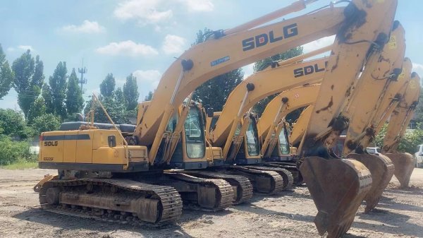 挖掘機360全景影像系統-融合盲區預警